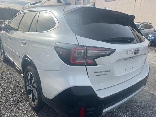 2022 Subaru Outback Touring