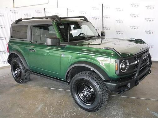 2022 Ford Bronco Black Diamond