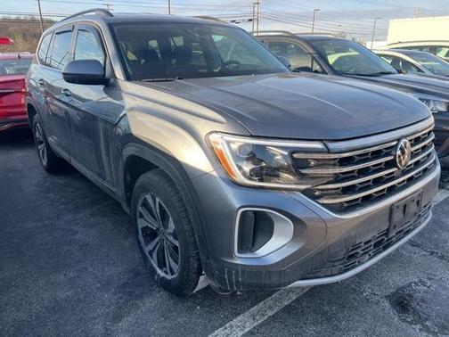 2024 Volkswagen Atlas 2.0T SE