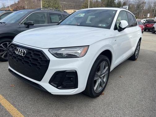 2025 Audi Q5 45 S line quattro Premium