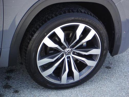 2021 Volkswagen Atlas Cross Sport 3.6L V6 SEL Premium R-Line