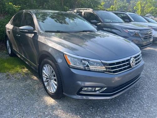 2016 Volkswagen Passat 1.8T SE