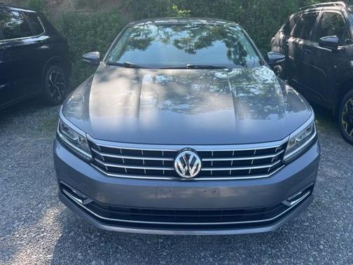 2016 Volkswagen Passat 1.8T SE
