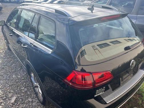 2017 Volkswagen Golf Alltrack TSI SEL