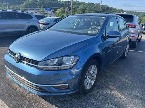 2018 Volkswagen Golf TSI SE