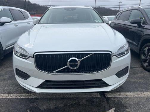 2019 Volvo XC60 T5 Momentum