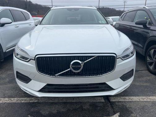 2019 Volvo XC60 T5 Momentum