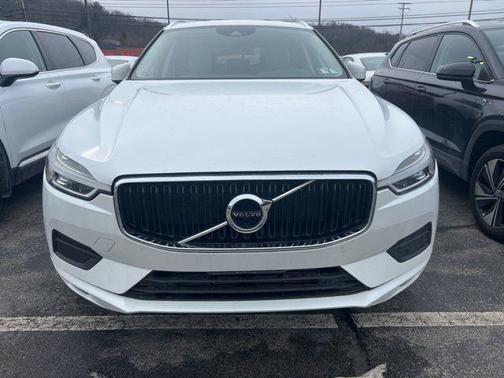 2019 Volvo XC60 T5 Momentum
