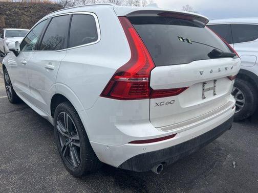 2019 Volvo XC60 T5 Momentum