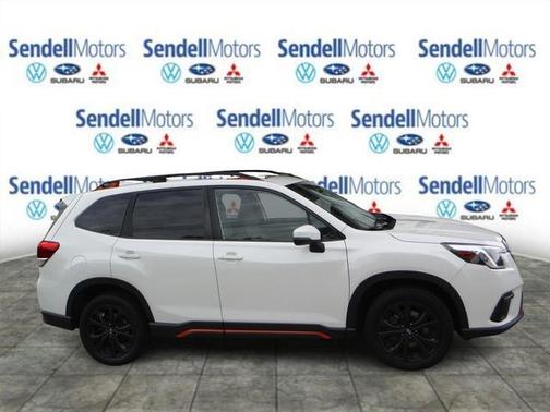 Crystal White Pearl 2023 Subaru Forester Sport