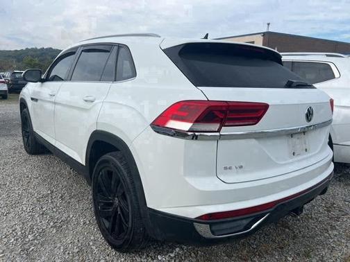 2022 Volkswagen Atlas Cross Sport 3.6L V6 SE w/Technology