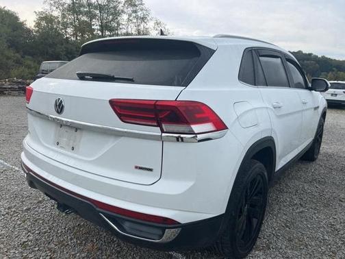 2022 Volkswagen Atlas Cross Sport 3.6L V6 SE w/Technology