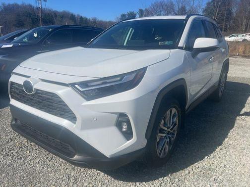 2023 Toyota RAV4 XLE Premium