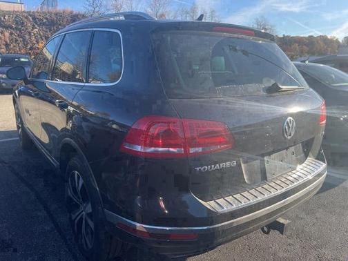 2017 Volkswagen Touareg V6 Wolfsburg Edition