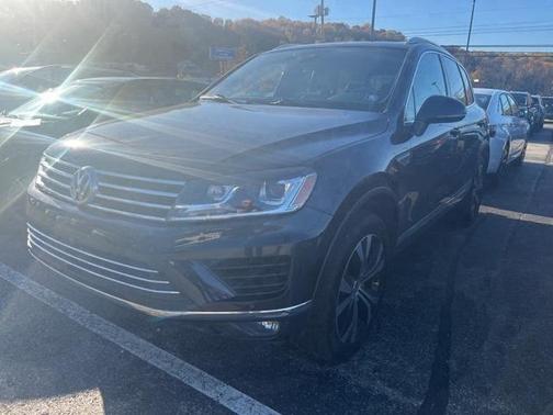 2017 Volkswagen Touareg V6 Wolfsburg Edition