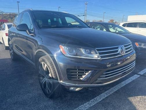 2017 Volkswagen Touareg V6 Wolfsburg Edition