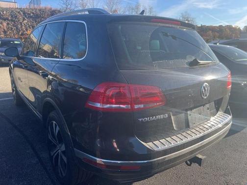 2017 Volkswagen Touareg V6 Wolfsburg Edition
