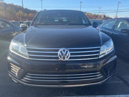 2017 Volkswagen Touareg V6 Wolfsburg Edition