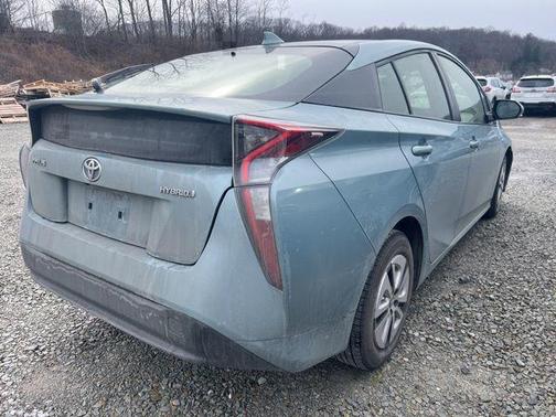 2016 Toyota Prius Four