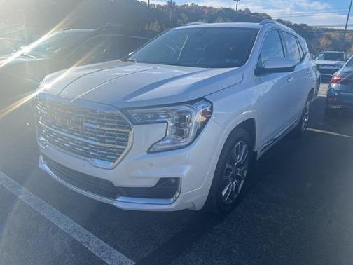 2022 GMC Terrain Denali