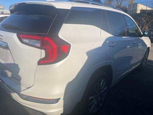 2022 GMC Terrain Denali