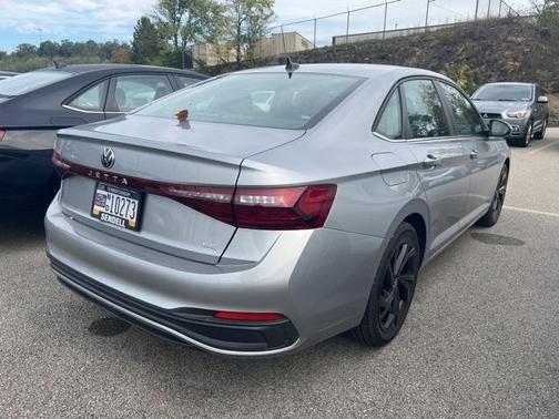 2025 Volkswagen Jetta 1.5T SE