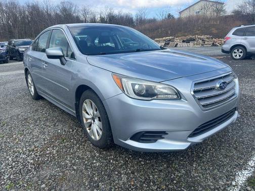 Ice Silver Metallic 2016 Subaru Legacy 2.5i Premium