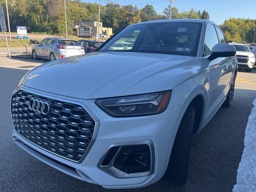 2022 Audi Q5 45 S line quattro Premium