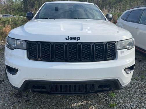 Bright White Clearcoat 2020 Jeep Grand Cherokee Upland