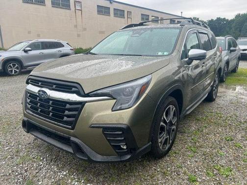 Autumn Green Metallic 2023 Subaru Ascent Limited 8-Passenger