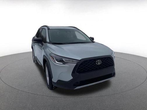 2025 Toyota Corolla Cross LE