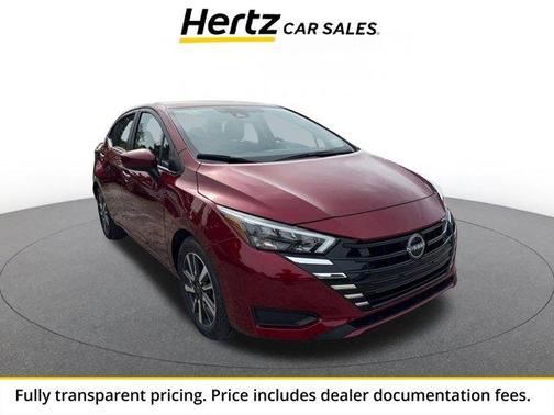 Scarlet Ember 2025 Nissan Versa 1.6 SV