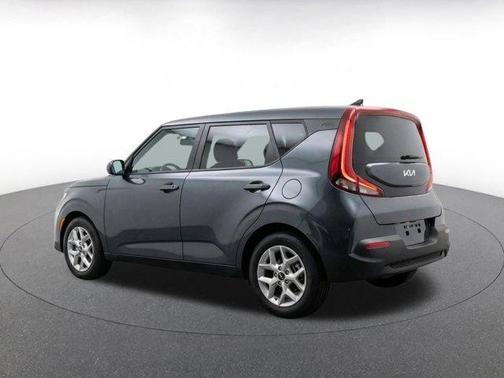 Gravity Gray 2025 Kia Soul LX