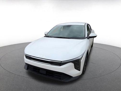 Snow White Pearl 2025 Kia K4