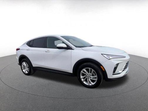 Summit White 2025 Buick Envista Preferred