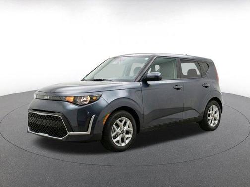 Gravity Gray 2025 Kia Soul LX