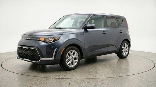 Gravity Gray 2025 Kia Soul LX