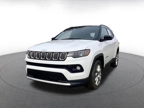 Bright White Clearcoat 2025 Jeep Compass Limited
