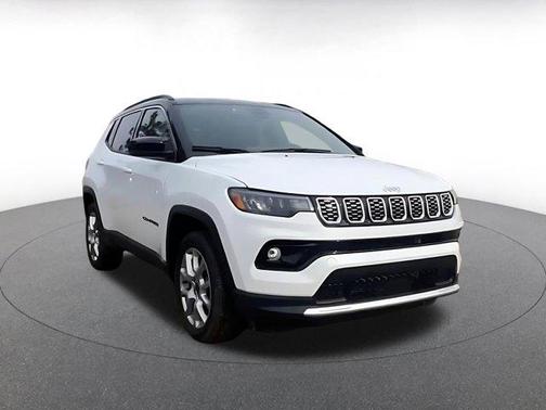 Bright White Clearcoat 2025 Jeep Compass Limited