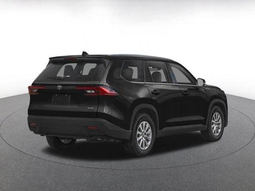 Black 2025 Toyota Grand Highlander LE