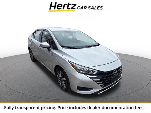 Brilliant Silver Metallic 2025 Nissan Versa 1.6 SV