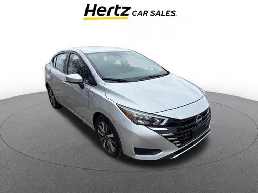 Brilliant Silver Metallic 2025 Nissan Versa 1.6 SV