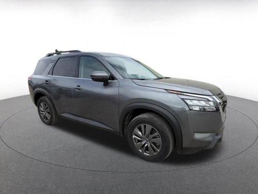 Gun Metallic 2025 Nissan Pathfinder SV