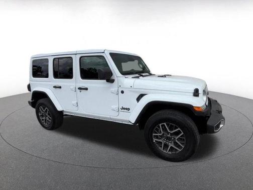 Bright White Clearcoat 2025 Jeep Wrangler Sahara