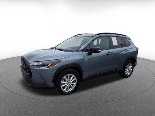 2025 Toyota Corolla Cross LE