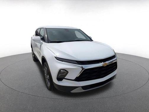 Summit White 2025 Chevrolet Blazer LT