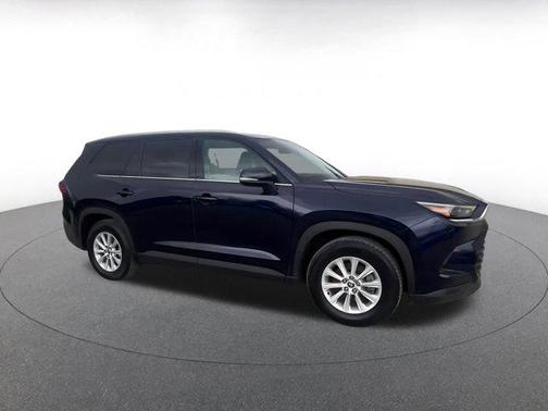 2025 Toyota Grand Highlander LE