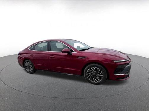 2025 Hyundai SONATA Hybrid SEL