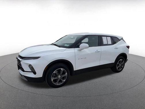Summit White 2025 Chevrolet Blazer LT