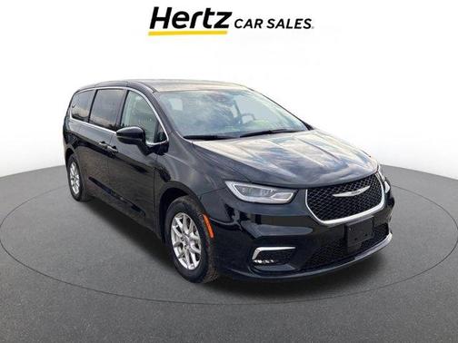 2024 Chrysler Pacifica Touring-L